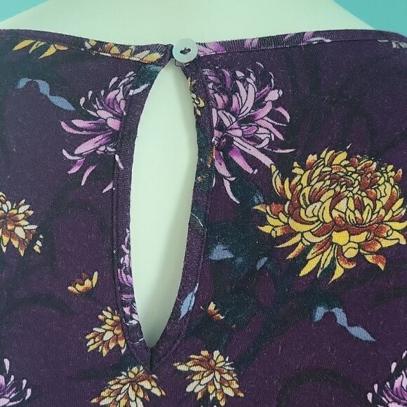 Daniel Rainn Branwen Pleated Knit Top - Picture 4 of 10